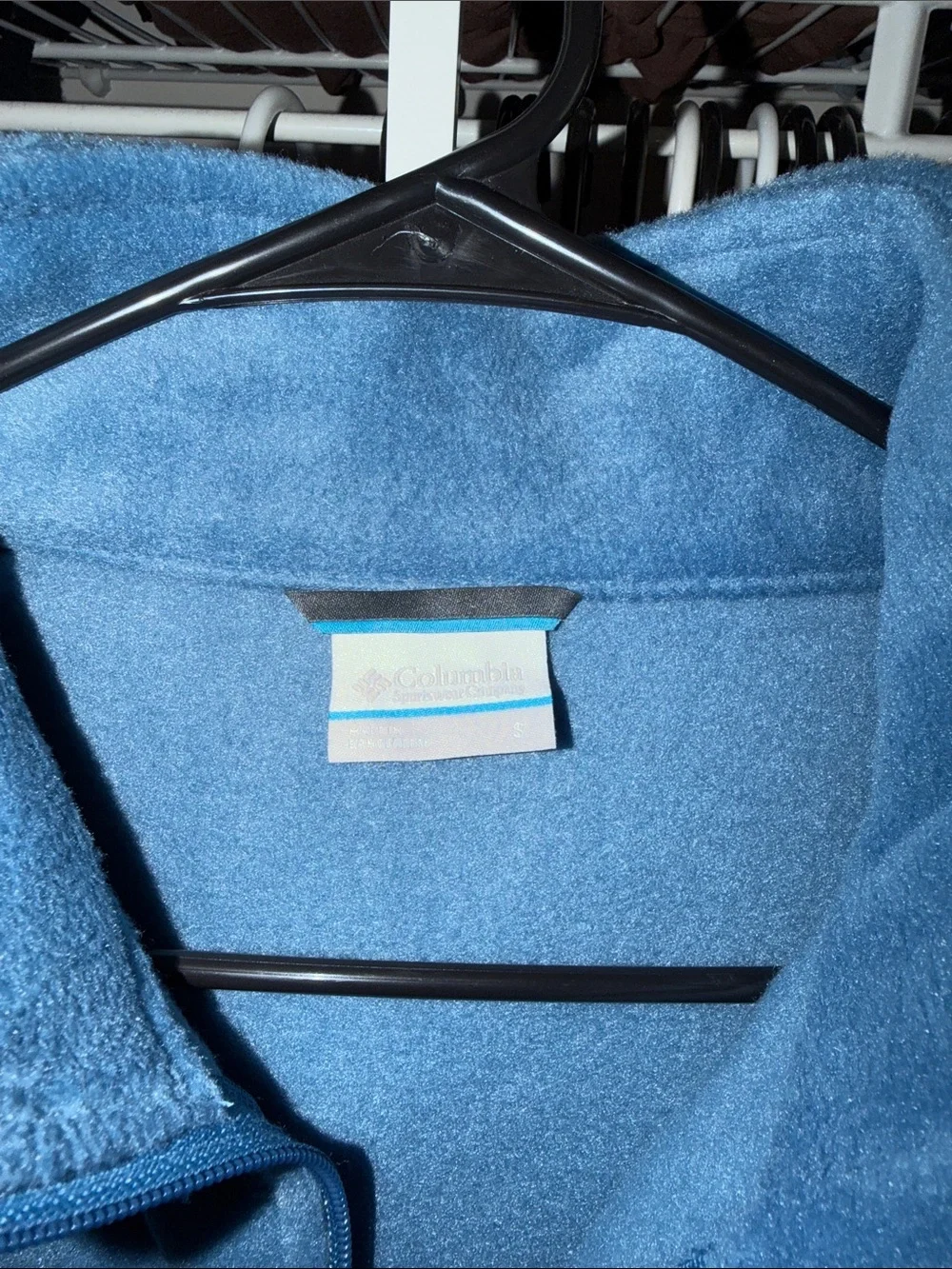 Columbia branded full